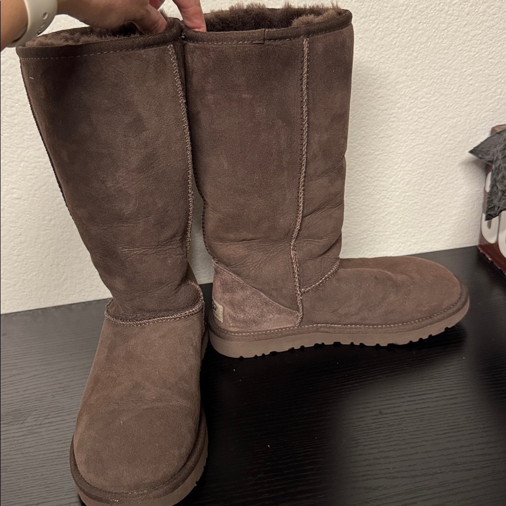 Ugg classic tall brown boots size 6